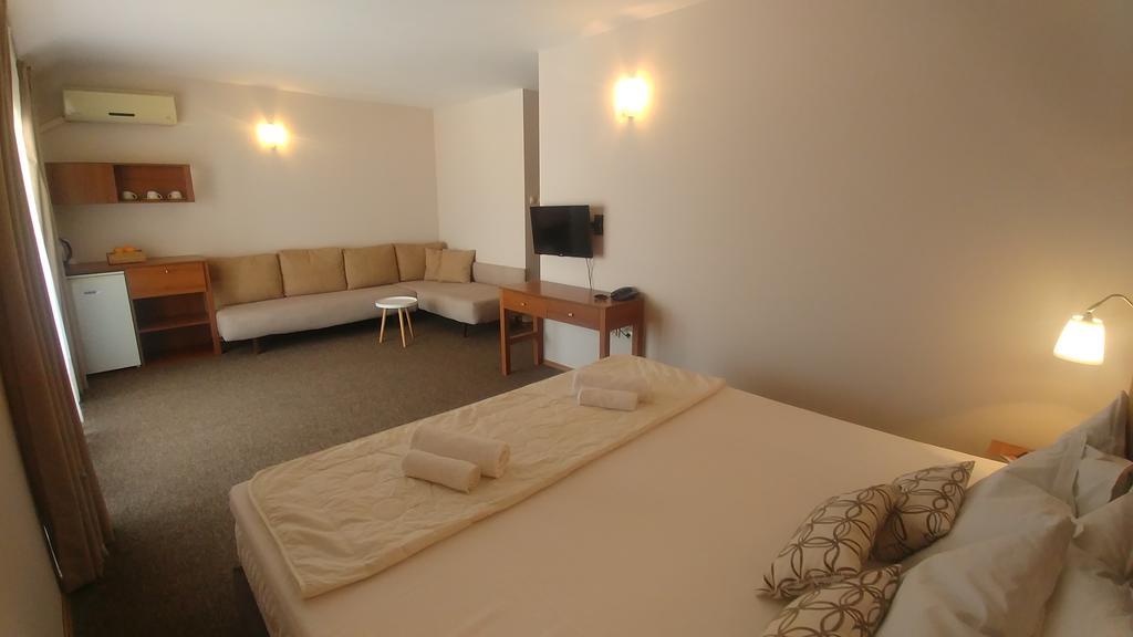 Family Hotel Muses Σωζόπολη Εξωτερικό φωτογραφία